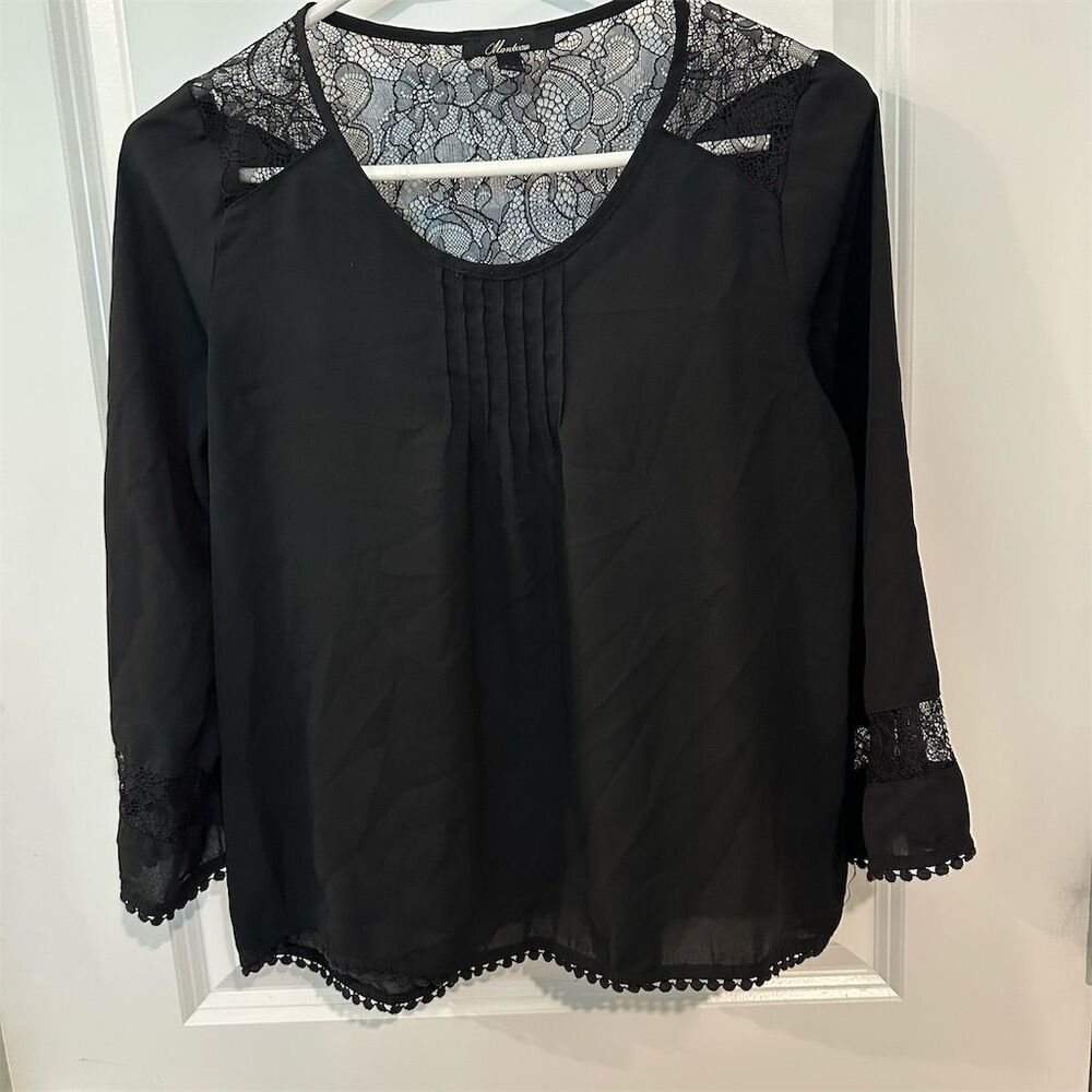 Monteau Women's Black Lace Detail Blouse Size M Long Sleeve EUC